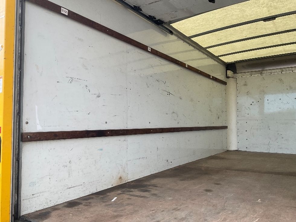 Light Duty Box Truck-Light and Medium Duty Trucks-GMC-2021-Savana G33903-Harrisburg-PA-91,006\n\t\tmiles-$ 26,750 - Image 9