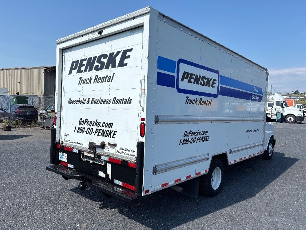 Light Duty Box Truck-Light and Medium Duty Trucks-GMC-2021-Savana G33903-Harrisonburg-VA-82,856\n\t\tmiles-$ 31,000 - Image 13