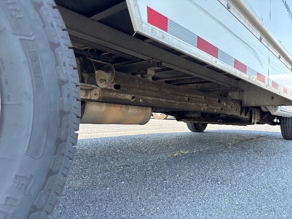 Light Duty Box Truck-Light and Medium Duty Trucks-GMC-2021-Savana G33903-Harrisonburg-VA-82,856\n\t\tmiles-$ 31,000 - Image 14