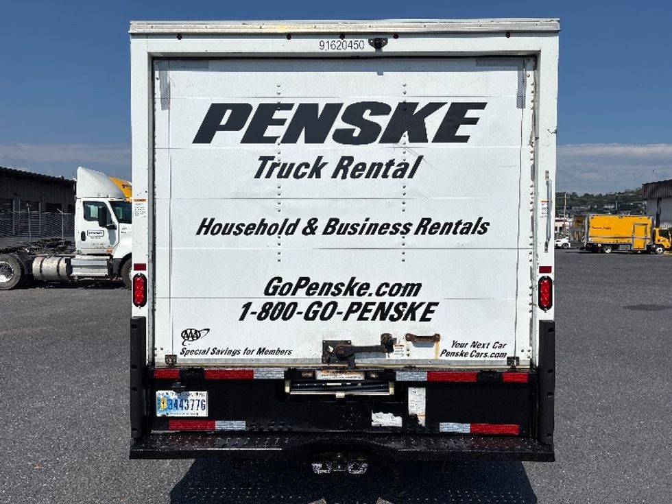 Light Duty Box Truck-Light and Medium Duty Trucks-GMC-2021-Savana G33903-Harrisonburg-VA-82,856\n\t\tmiles-$ 31,000 - Image 7