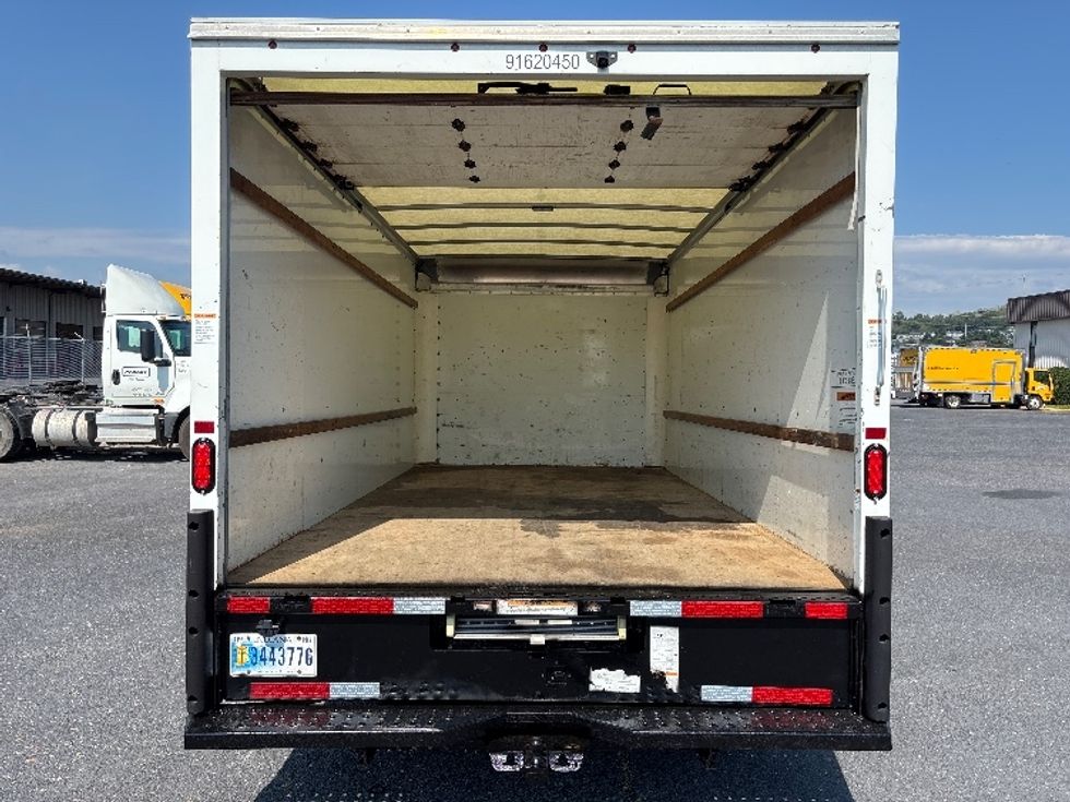 Light Duty Box Truck-Light and Medium Duty Trucks-GMC-2021-Savana G33903-Harrisonburg-VA-82,856\n\t\tmiles-$ 31,000 - Image 8