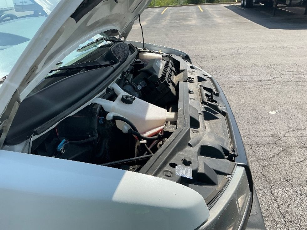 Light Duty Box Truck-Light and Medium Duty Trucks-GMC-2021-Savana G33903-Harrisonburg-VA-83,942\n\t\tmiles-$ 33,250 - Image 23