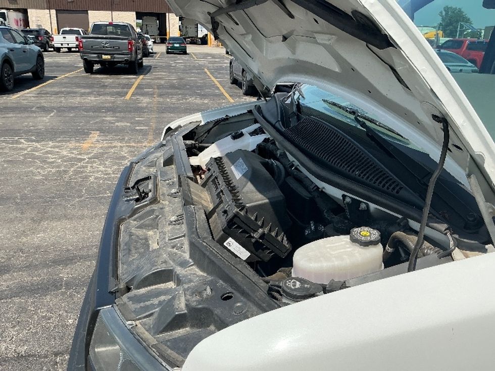 Light Duty Box Truck-Light and Medium Duty Trucks-GMC-2021-Savana G33903-Harrisonburg-VA-83,942\n\t\tmiles-$ 33,250 - Image 24