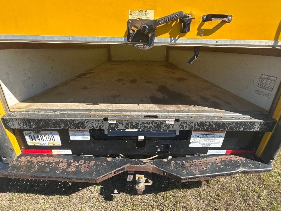 Light Duty Box Truck-Light and Medium Duty Trucks-GMC-2021-Savana G33903-Hattiesburg-MS-104,523\n\t\tmiles-$ 27,250 - Image 10