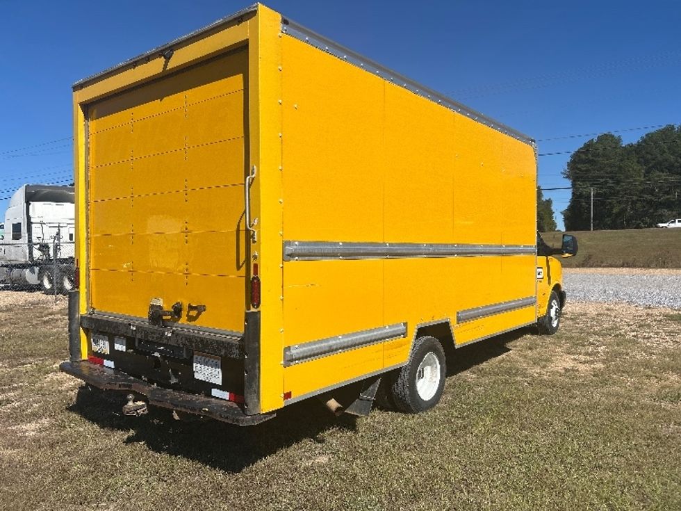 Light Duty Box Truck-Light and Medium Duty Trucks-GMC-2021-Savana G33903-Hattiesburg-MS-104,523\n\t\tmiles-$ 27,250 - Image 13