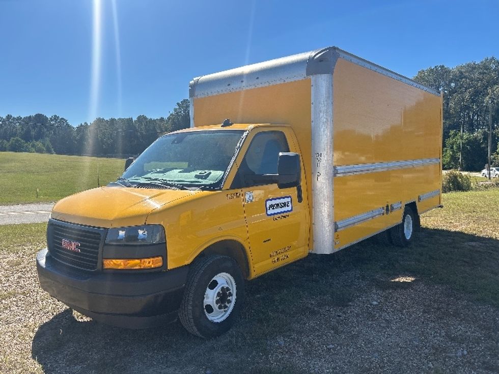 Light Duty Box Truck-Light and Medium Duty Trucks-GMC-2021-Savana G33903-Hattiesburg-MS-104,523\n\t\tmiles-$ 27,250 - Image 3