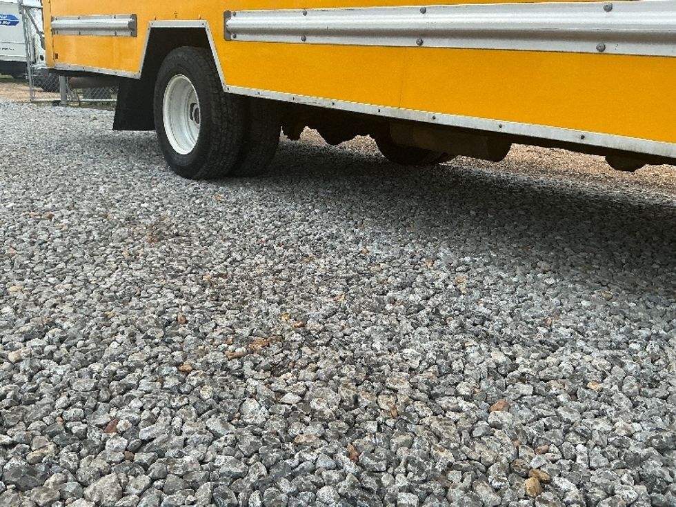 Light Duty Box Truck-Light and Medium Duty Trucks-GMC-2021-Savana G33903-Hattiesburg-MS-113,564\n\t\tmiles-$ 25,000 - Image 14