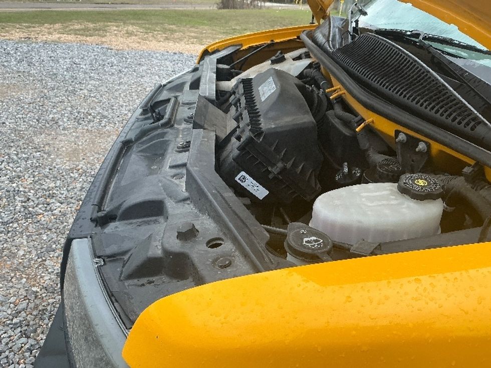 Light Duty Box Truck-Light and Medium Duty Trucks-GMC-2021-Savana G33903-Hattiesburg-MS-113,564\n\t\tmiles-$ 25,000 - Image 24