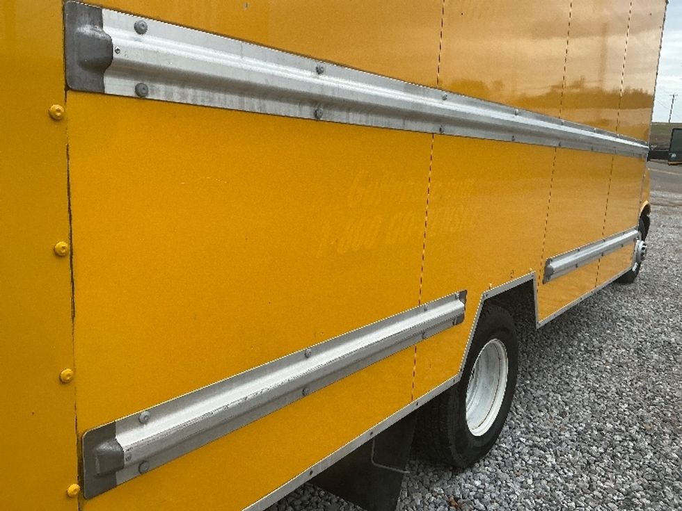 Light Duty Box Truck-Light and Medium Duty Trucks-GMC-2021-Savana G33903-Hattiesburg-MS-113,564\n\t\tmiles-$ 25,000 - Image 26