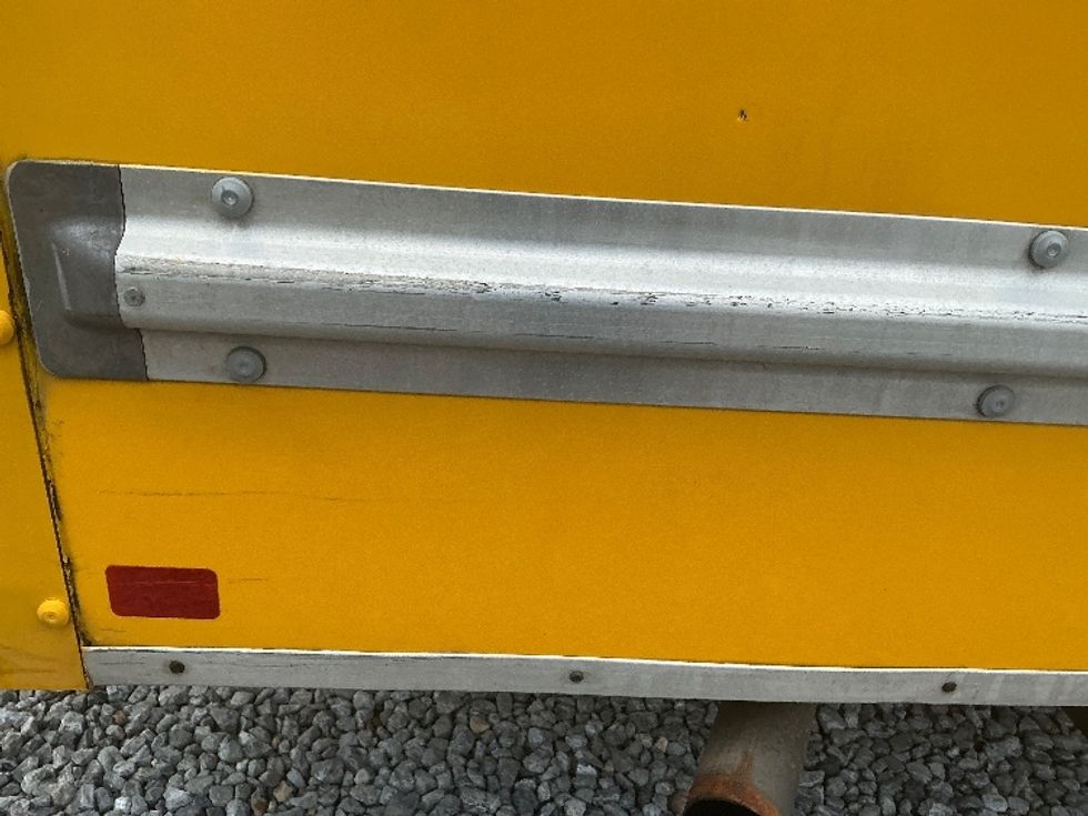 Light Duty Box Truck-Light and Medium Duty Trucks-GMC-2021-Savana G33903-Hattiesburg-MS-113,564\n\t\tmiles-$ 25,000 - Image 27