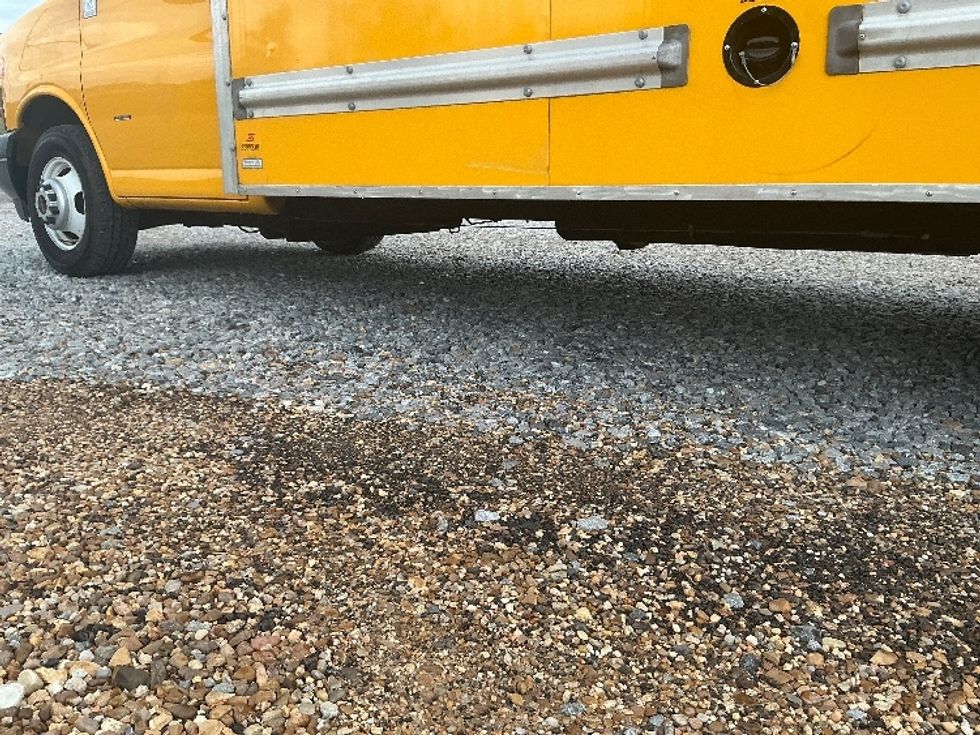 Light Duty Box Truck-Light and Medium Duty Trucks-GMC-2021-Savana G33903-Hattiesburg-MS-113,564\n\t\tmiles-$ 25,000 - Image 5