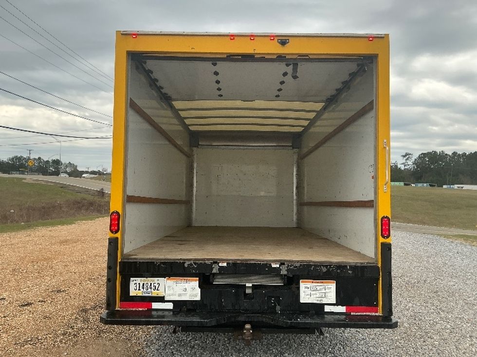 Light Duty Box Truck-Light and Medium Duty Trucks-GMC-2021-Savana G33903-Hattiesburg-MS-113,564\n\t\tmiles-$ 25,000 - Image 8