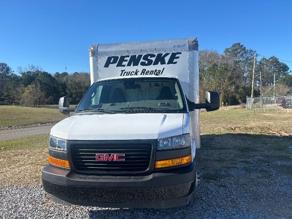 Light Duty Box Truck-Light and Medium Duty Trucks-GMC-2021-Savana G33903-Hattiesburg-MS-115,615\n\t\tmiles-$ 27,500 - Image 2