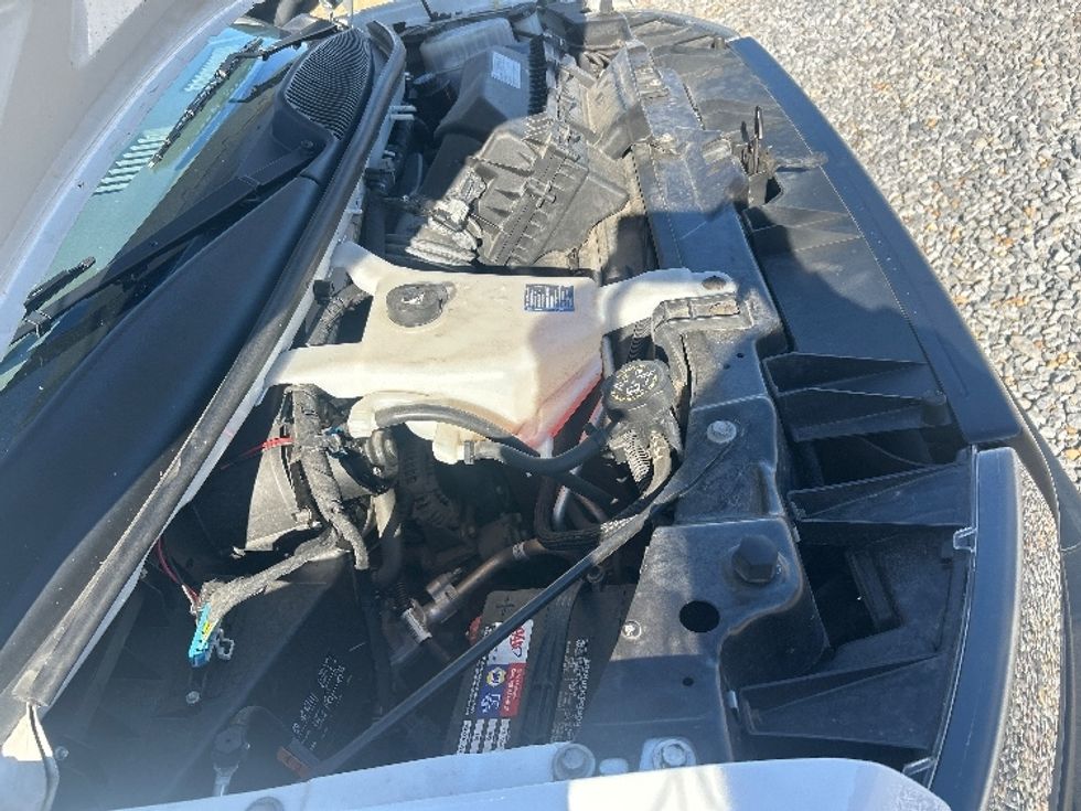 Light Duty Box Truck-Light and Medium Duty Trucks-GMC-2021-Savana G33903-Hattiesburg-MS-115,615\n\t\tmiles-$ 27,500 - Image 22