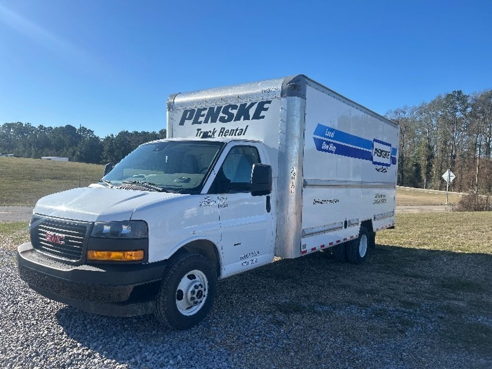 Light Duty Box Truck-Light and Medium Duty Trucks-GMC-2021-Savana G33903-Hattiesburg-MS-115,615\n\t\tmiles-$ 27,500 - Image 3