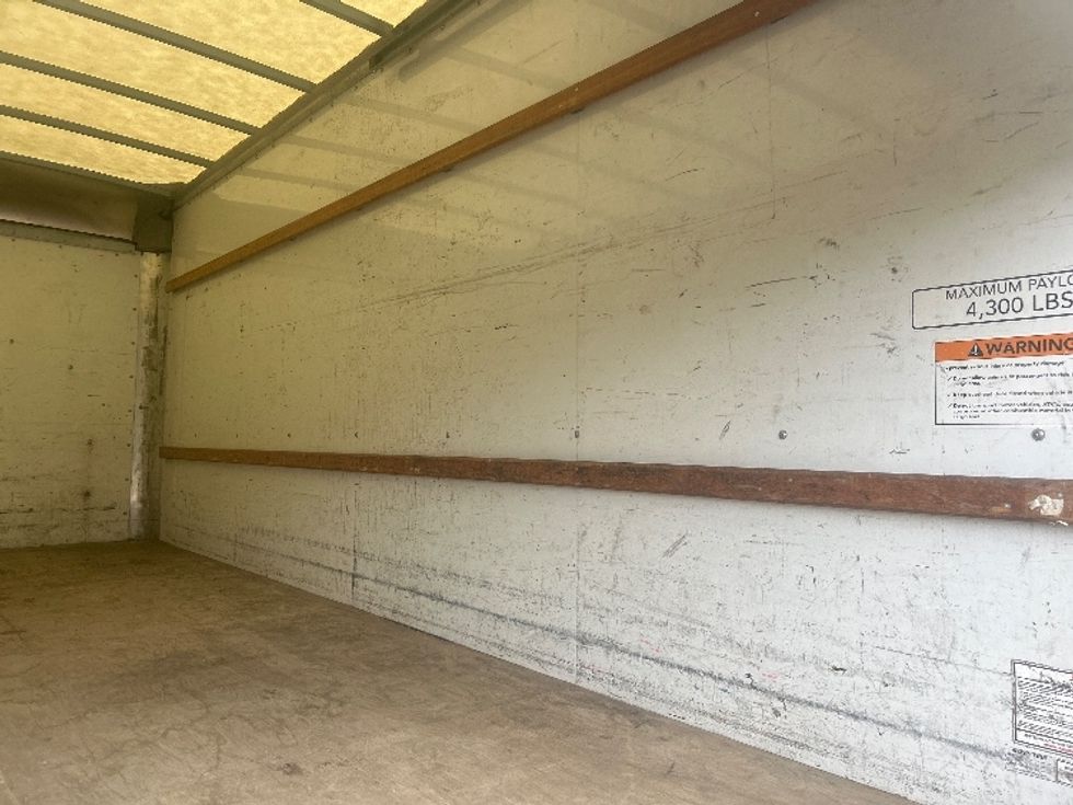 Light Duty Box Truck-Light and Medium Duty Trucks-GMC-2021-Savana G33903-Hattiesburg-MS-91,703\n\t\tmiles-$ 27,250 - Image 12
