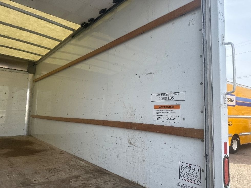 Light Duty Box Truck-Light and Medium Duty Trucks-GMC-2021-Savana G33903-Holland-MI-72,104\n\t\tmiles-$ 32,250 - Image 11