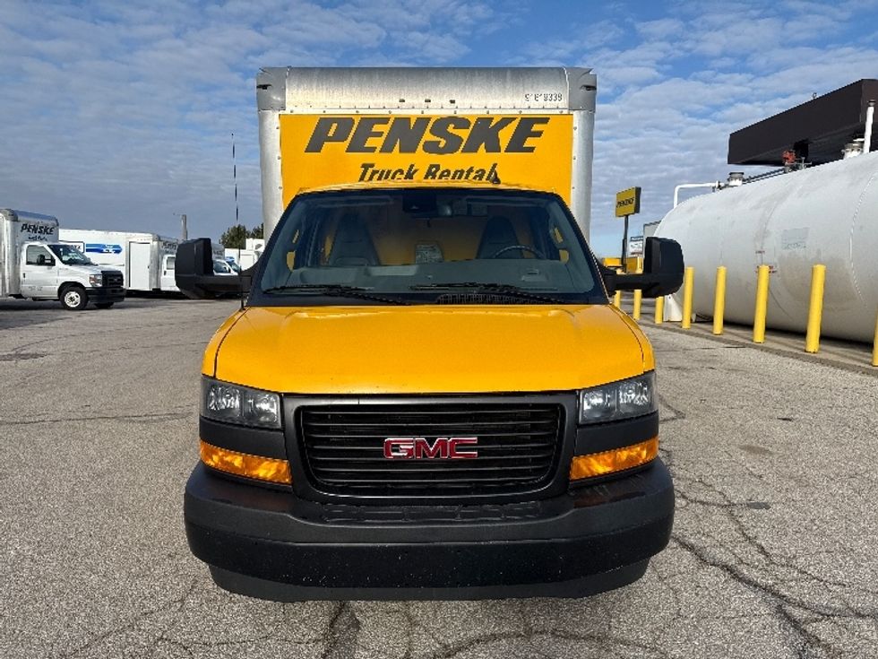 Light Duty Box Truck-Light and Medium Duty Trucks-GMC-2021-Savana G33903-Holland-MI-89,670\n\t\tmiles-$ 26,000 - Image 2