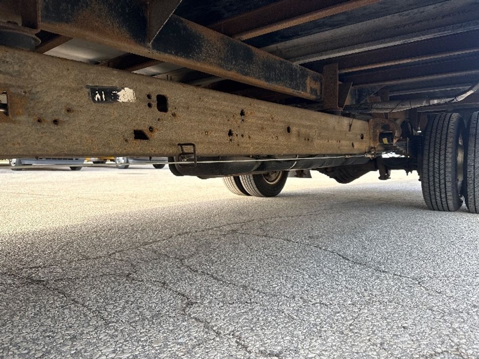 Light Duty Box Truck-Light and Medium Duty Trucks-GMC-2021-Savana G33903-Holland-MI-89,670\n\t\tmiles-$ 26,000 - Image 5