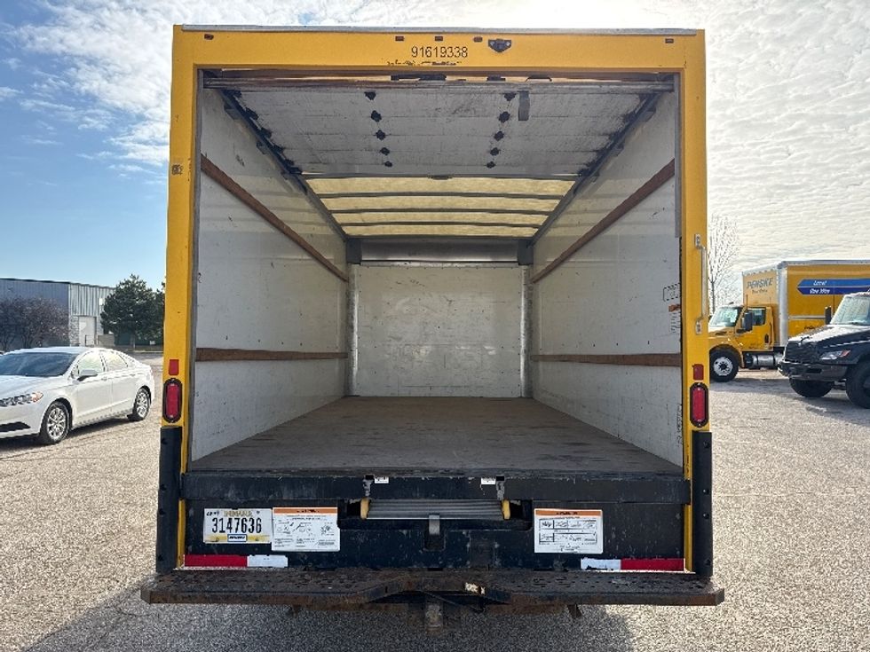 Light Duty Box Truck-Light and Medium Duty Trucks-GMC-2021-Savana G33903-Holland-MI-89,670\n\t\tmiles-$ 26,000 - Image 8