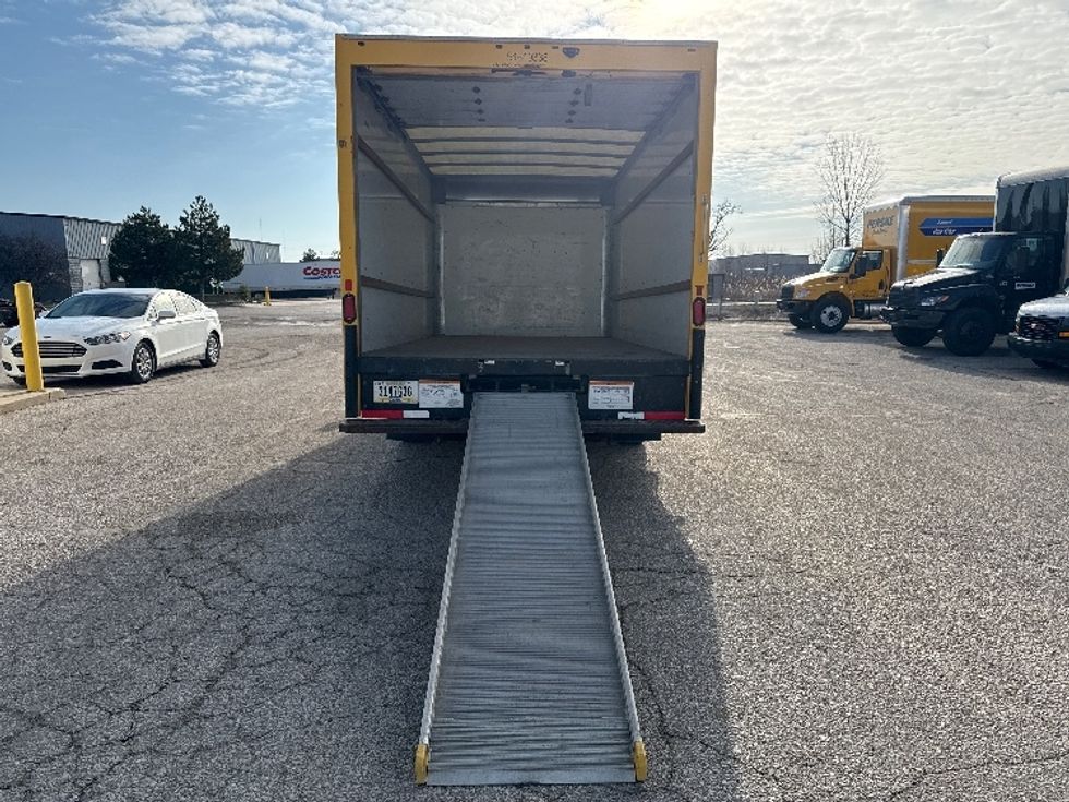 Light Duty Box Truck-Light and Medium Duty Trucks-GMC-2021-Savana G33903-Holland-MI-89,670\n\t\tmiles-$ 26,000 - Image 9
