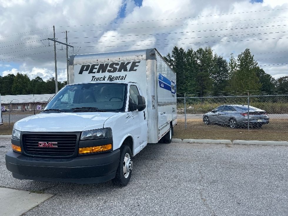 Light Duty Box Truck-Light and Medium Duty Trucks-GMC-2021-Savana G33903-Homewood-AL-103,937\n\t\tmiles-$ 30,750 - Image 3