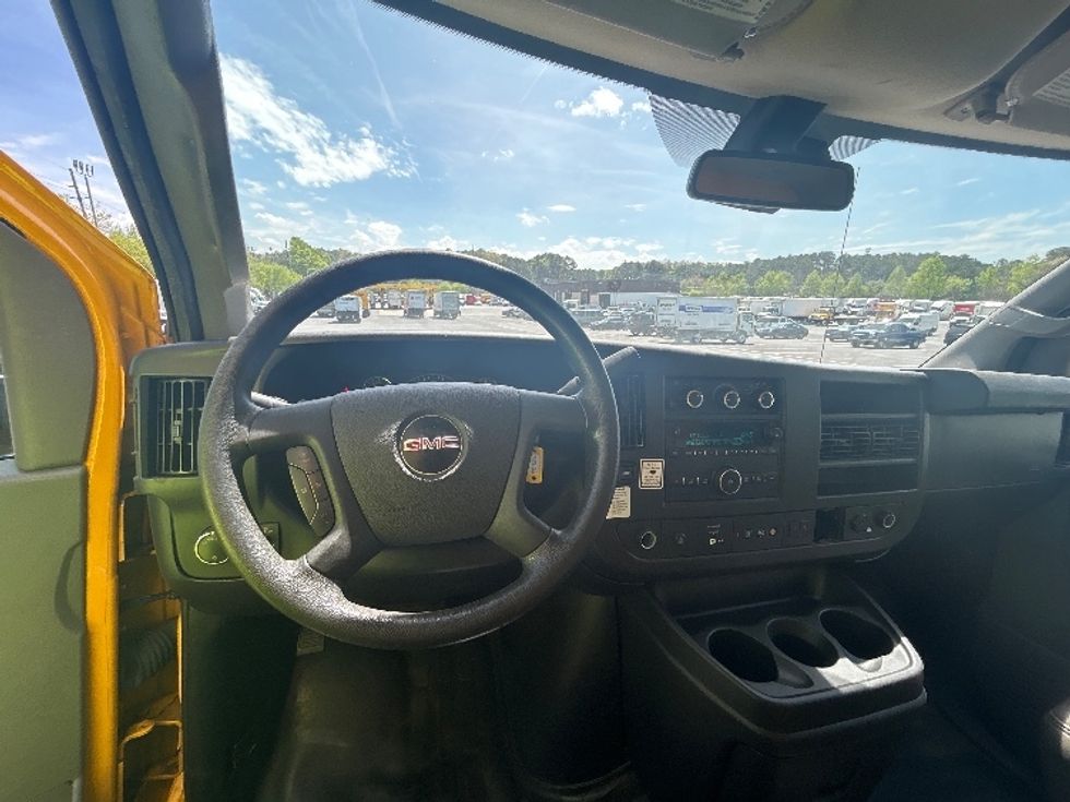 Light Duty Box Truck-Light and Medium Duty Trucks-GMC-2021-Savana G33903-Homewood-AL-128,664\n\t\tmiles-$ 24,500 - Image 16