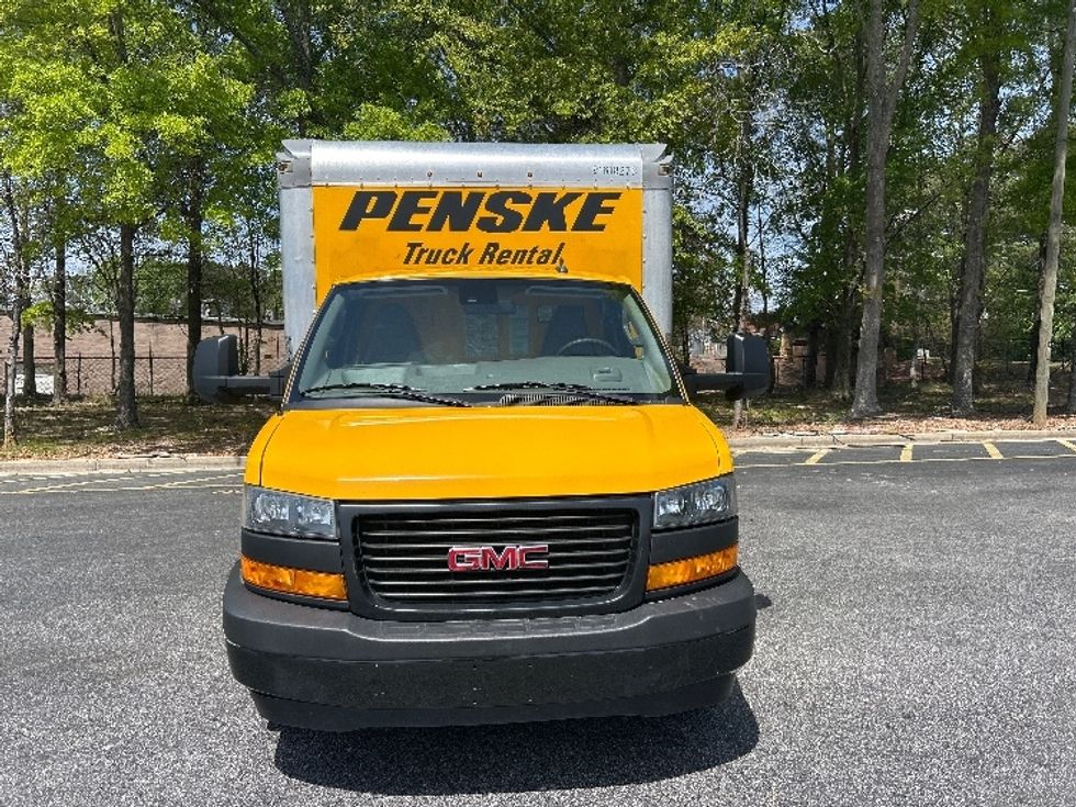 Light Duty Box Truck-Light and Medium Duty Trucks-GMC-2021-Savana G33903-Homewood-AL-128,664\n\t\tmiles-$ 24,500 - Image 2