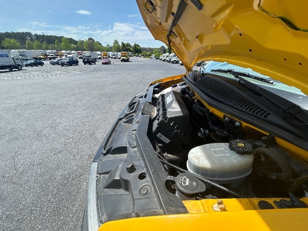 Light Duty Box Truck-Light and Medium Duty Trucks-GMC-2021-Savana G33903-Homewood-AL-128,664\n\t\tmiles-$ 24,500 - Image 23