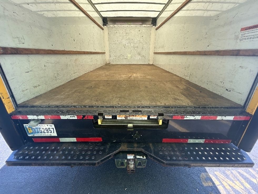 Light Duty Box Truck-Light and Medium Duty Trucks-GMC-2021-Savana G33903-Homewood-AL-128,664\n\t\tmiles-$ 24,500 - Image 9