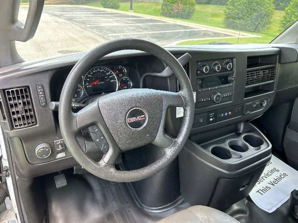 Light Duty Box Truck-Light and Medium Duty Trucks-GMC-2021-Savana G33903-Homewood-AL-85,570\n\t\tmiles-$ 30,500 - Image 17