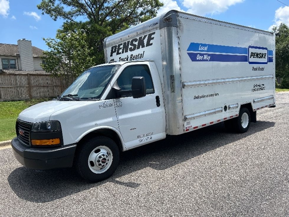 Light Duty Box Truck-Light and Medium Duty Trucks-GMC-2021-Savana G33903-Homewood-AL-85,570\n\t\tmiles-$ 30,500 - Image 3