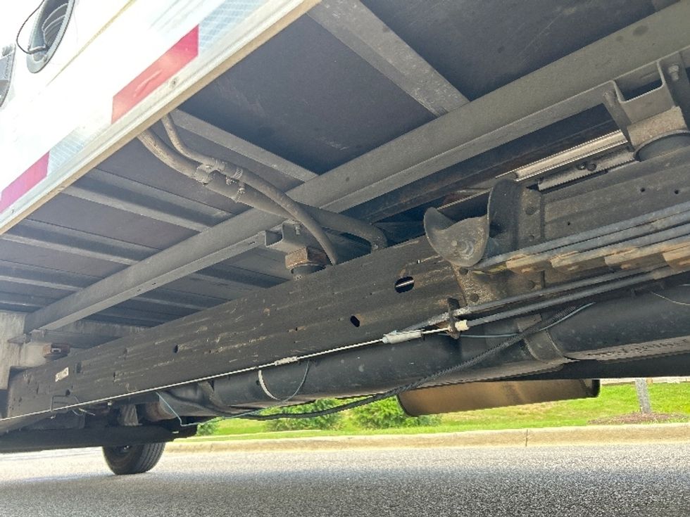 Light Duty Box Truck-Light and Medium Duty Trucks-GMC-2021-Savana G33903-Homewood-AL-85,570\n\t\tmiles-$ 30,500 - Image 5