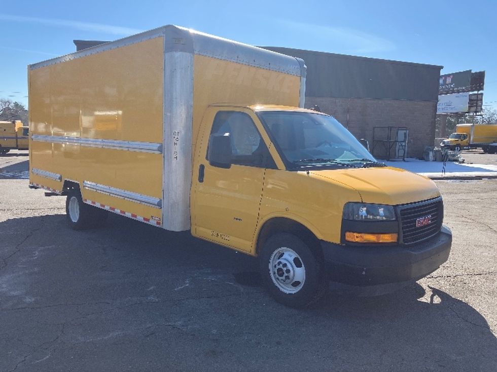Light Duty Box Truck-Light and Medium Duty Trucks-GMC-2021-Savana G33903-Hot Springs-AR-121,952\n\t\tmiles-$ 23,750 - Image 1