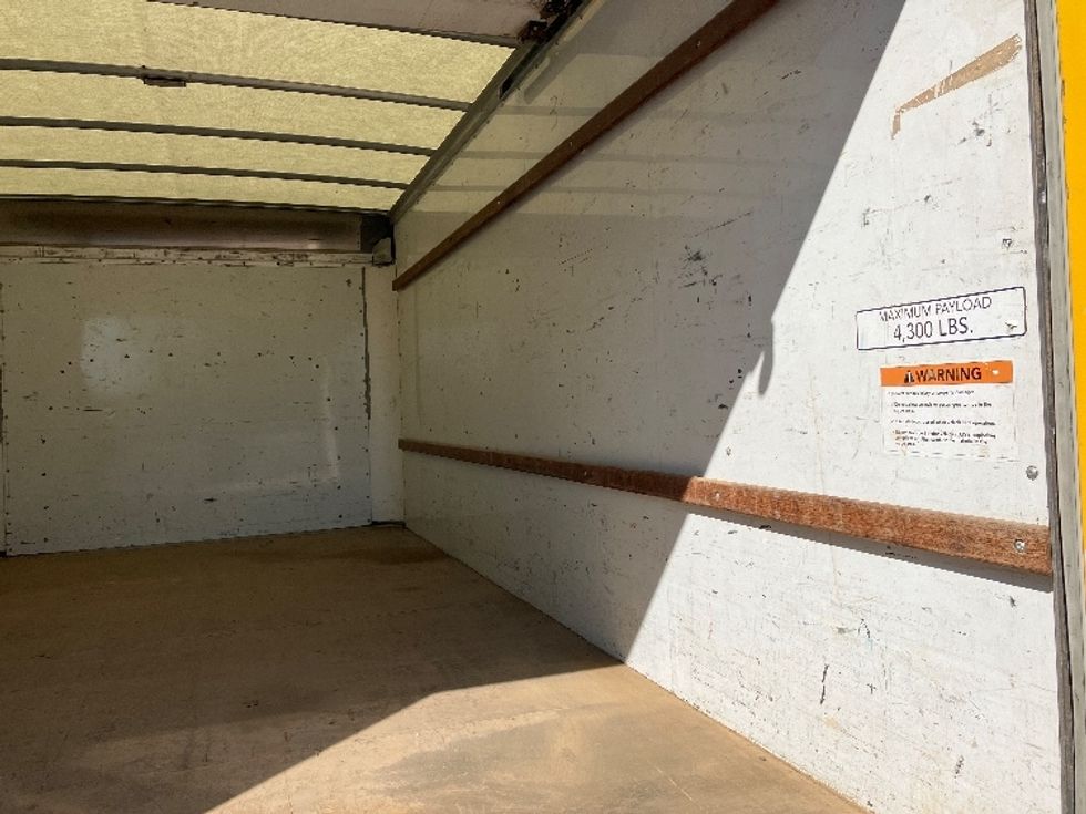 Light Duty Box Truck-Light and Medium Duty Trucks-GMC-2021-Savana G33903-Hot Springs-AR-121,952\n\t\tmiles-$ 23,750 - Image 11