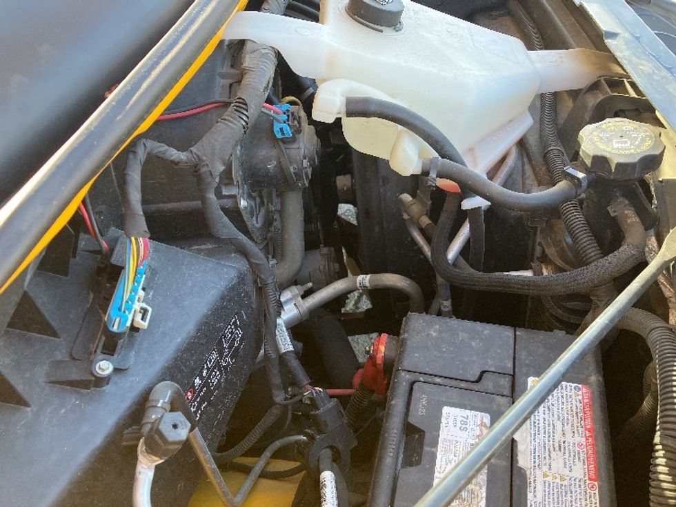 Light Duty Box Truck-Light and Medium Duty Trucks-GMC-2021-Savana G33903-Hot Springs-AR-121,952\n\t\tmiles-$ 23,750 - Image 21