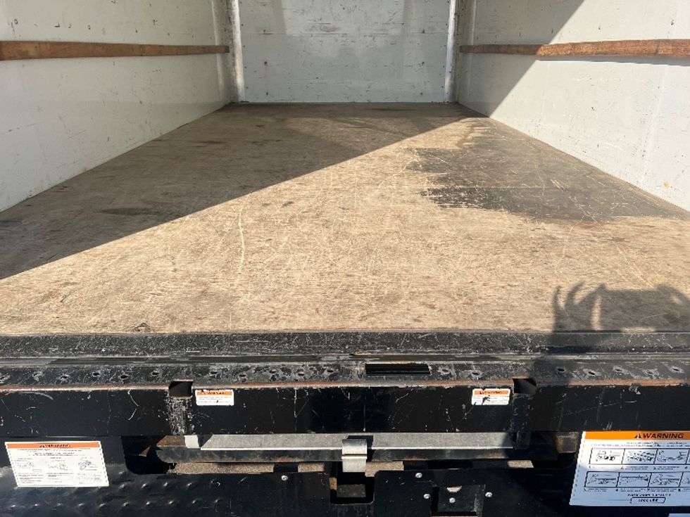 Light Duty Box Truck-Light and Medium Duty Trucks-GMC-2021-Savana G33903-Houston-TX-102,462\n\t\tmiles-$ 29,000 - Image 10