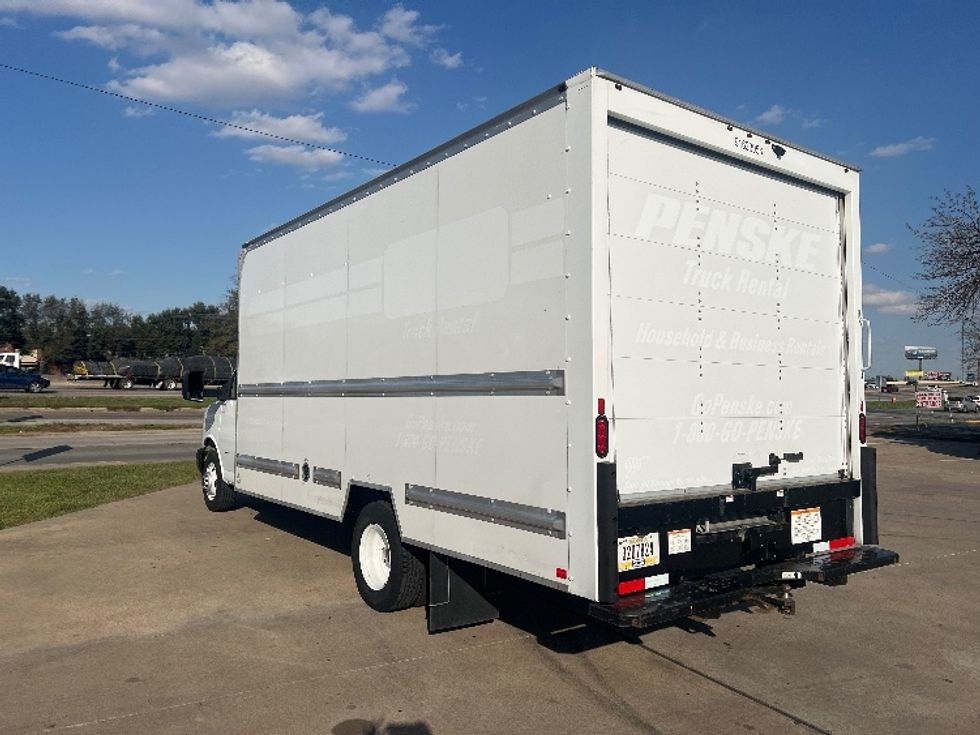 Light Duty Box Truck-Light and Medium Duty Trucks-GMC-2021-Savana G33903-Houston-TX-102,462\n\t\tmiles-$ 29,000 - Image 6