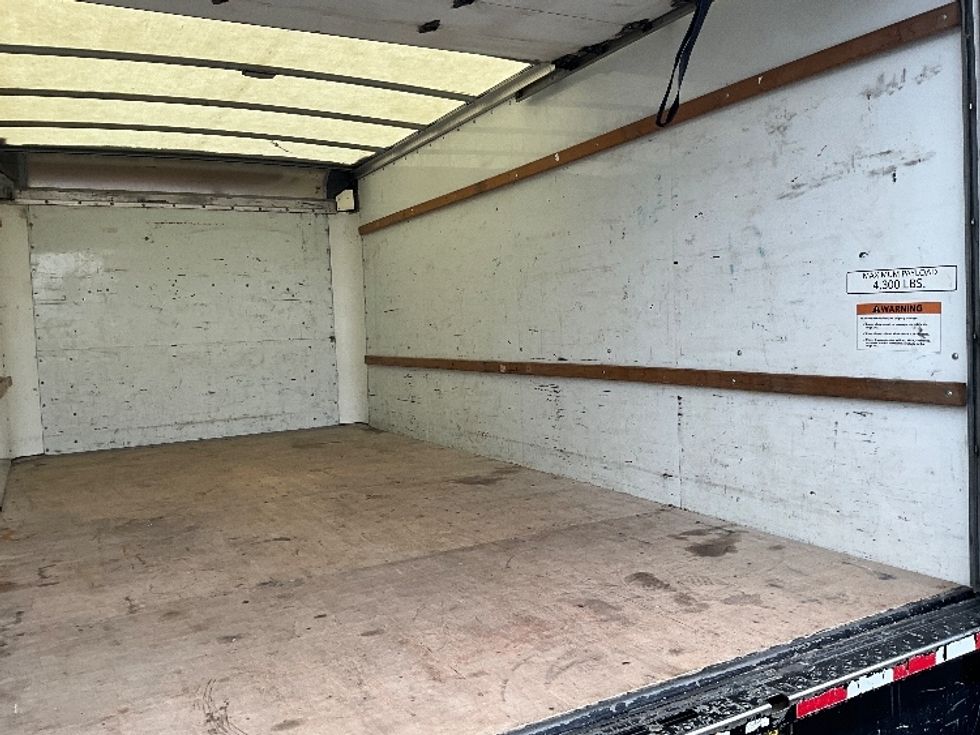 Light Duty Box Truck-Light and Medium Duty Trucks-GMC-2021-Savana G33903-Houston-TX-105,310\n\t\tmiles-$ 29,500 - Image 12