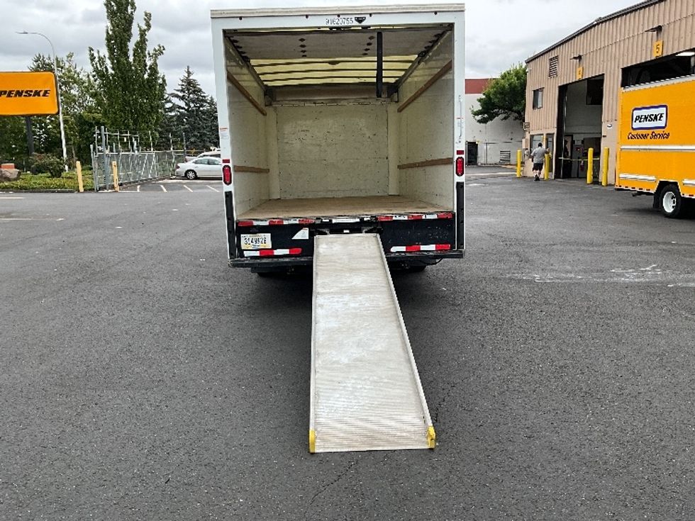 Light Duty Box Truck-Light and Medium Duty Trucks-GMC-2021-Savana G33903-Houston-TX-105,310\n\t\tmiles-$ 29,500 - Image 9