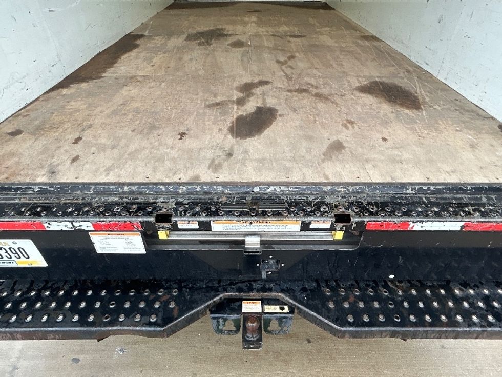 Light Duty Box Truck-Light and Medium Duty Trucks-GMC-2021-Savana G33903-Houston-TX-112,566\n\t\tmiles-$ 25,000 - Image 10