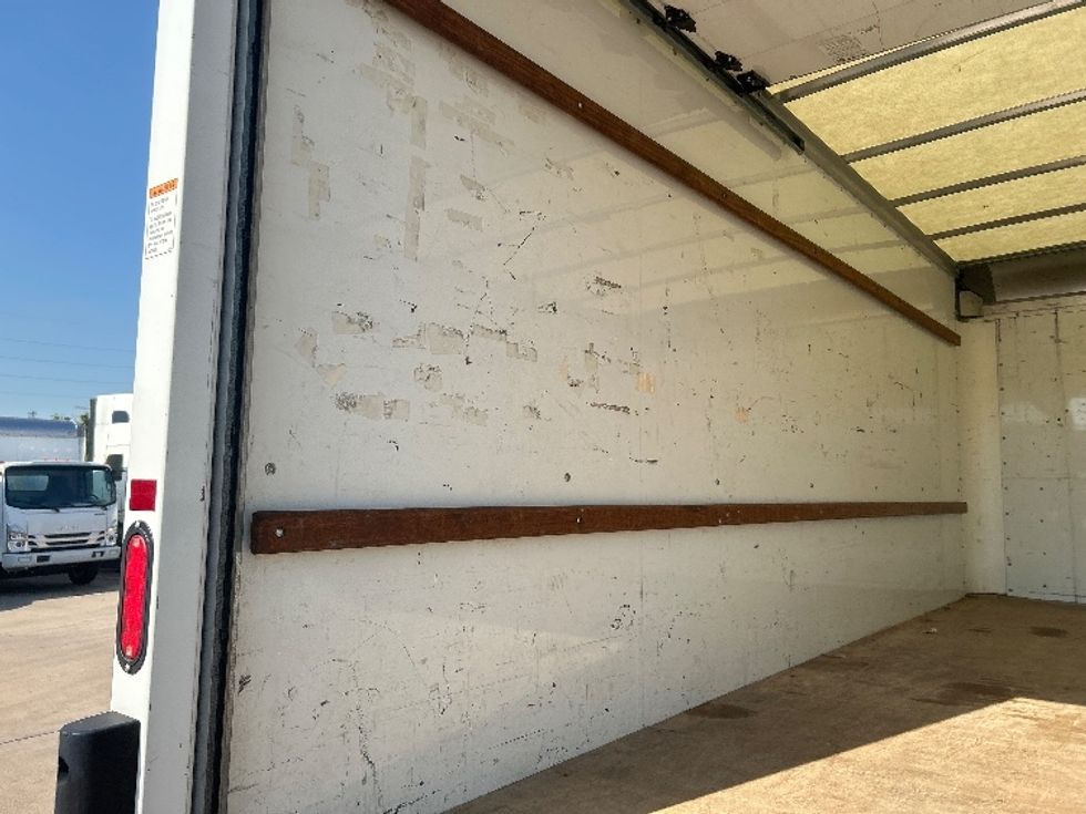 Light Duty Box Truck-Light and Medium Duty Trucks-GMC-2021-Savana G33903-Houston-TX-115,426\n\t\tmiles-$ 26,750 - Image 9