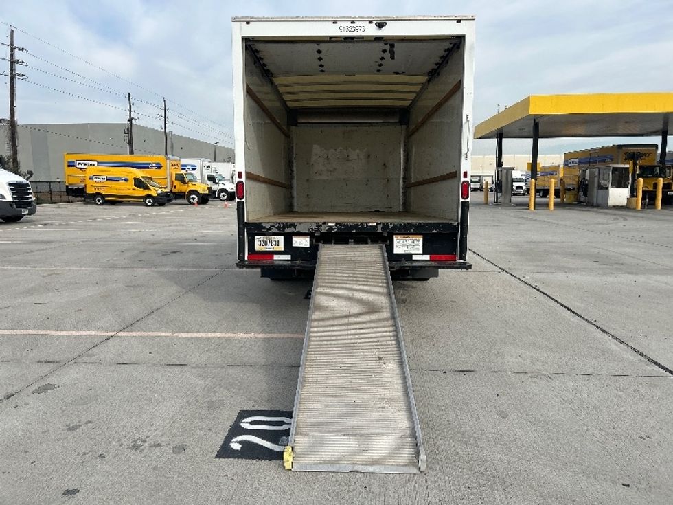 Light Duty Box Truck-Light and Medium Duty Trucks-GMC-2021-Savana G33903-Houston-TX-115,511\n\t\tmiles-$ 27,750 - Image 9