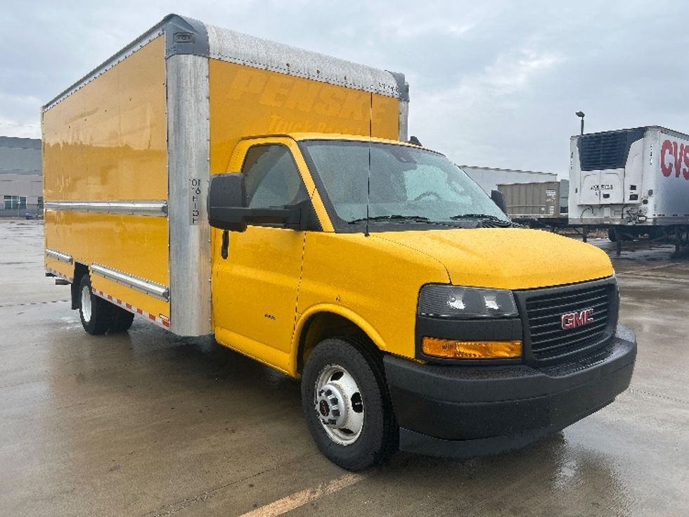 Light Duty Box Truck-Light and Medium Duty Trucks-GMC-2021-Savana G33903-Houston-TX-117,824\n\t\tmiles-$ 24,500 - Image 1