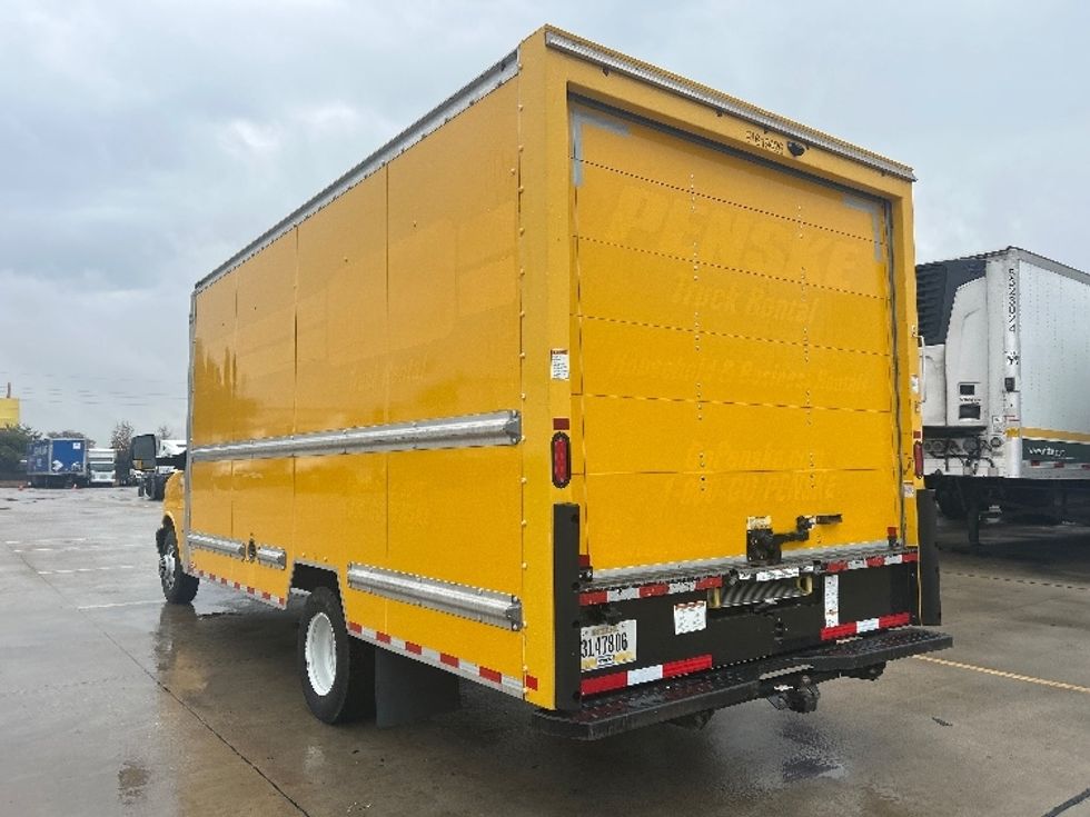Light Duty Box Truck-Light and Medium Duty Trucks-GMC-2021-Savana G33903-Houston-TX-117,824\n\t\tmiles-$ 24,500 - Image 6