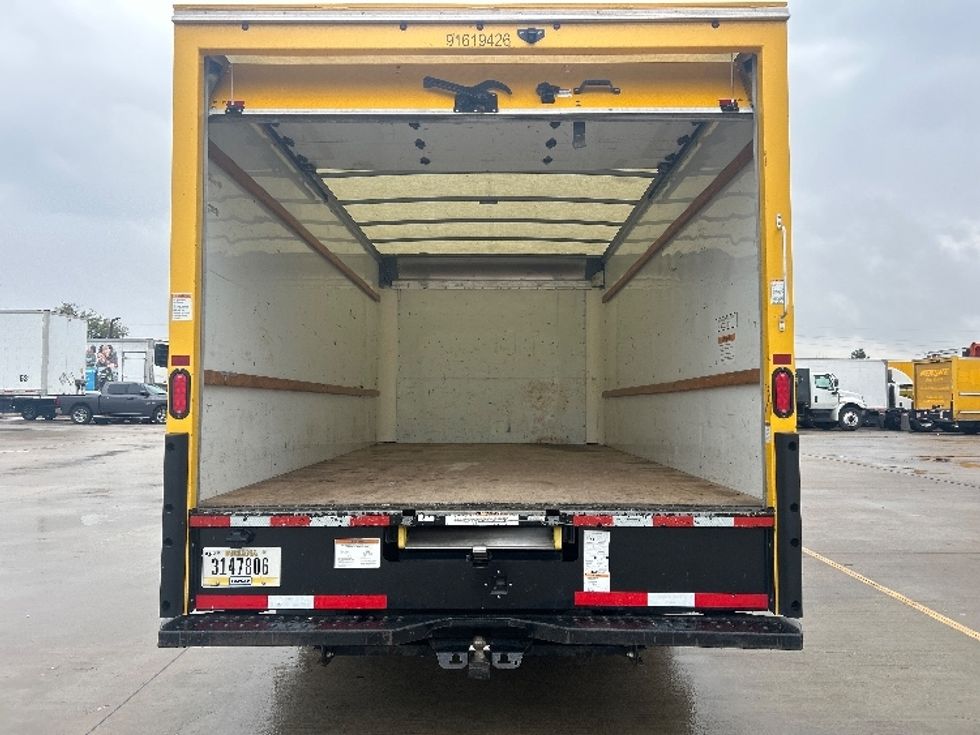 Light Duty Box Truck-Light and Medium Duty Trucks-GMC-2021-Savana G33903-Houston-TX-117,824\n\t\tmiles-$ 24,500 - Image 8