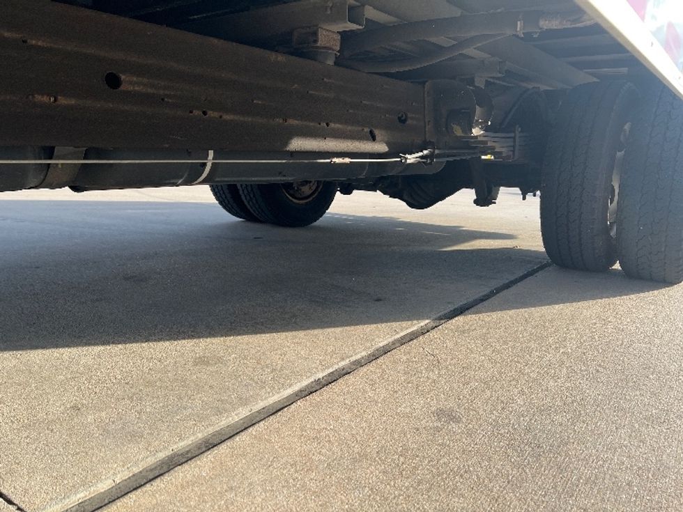 Light Duty Box Truck-Light and Medium Duty Trucks-GMC-2021-Savana G33903-Houston-TX-120,921\n\t\tmiles-$ 27,000 - Image 5