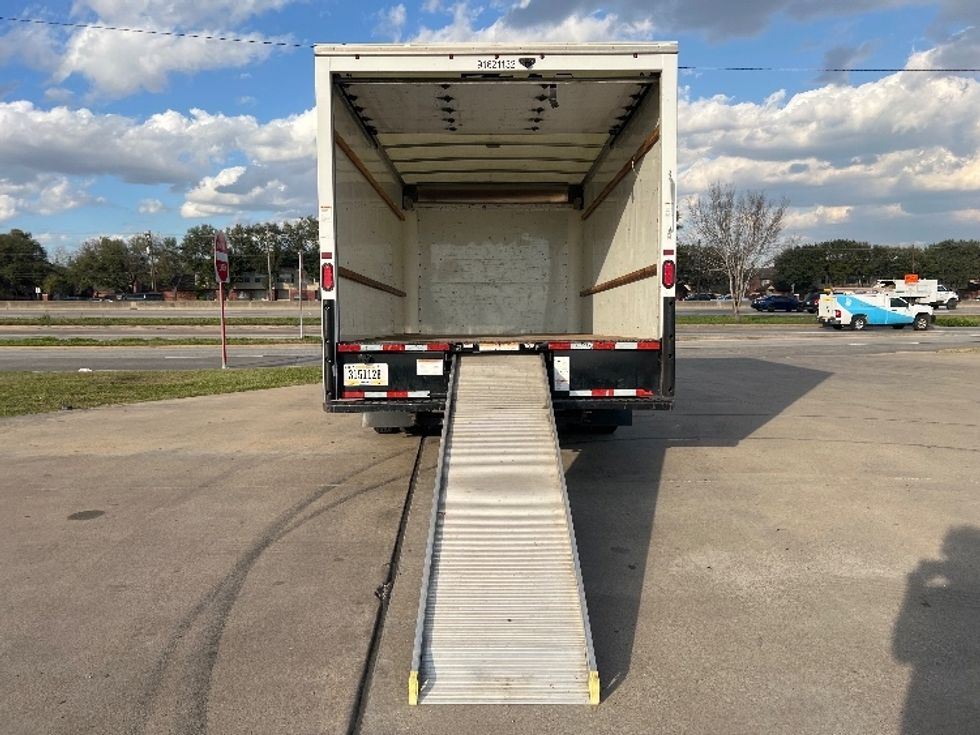 Light Duty Box Truck-Light and Medium Duty Trucks-GMC-2021-Savana G33903-Houston-TX-120,921\n\t\tmiles-$ 27,000 - Image 9