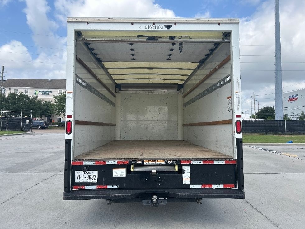 Light Duty Box Truck-Light and Medium Duty Trucks-GMC-2021-Savana G33903-Houston-TX-86,268\n\t\tmiles-$ 31,000 - Image 8