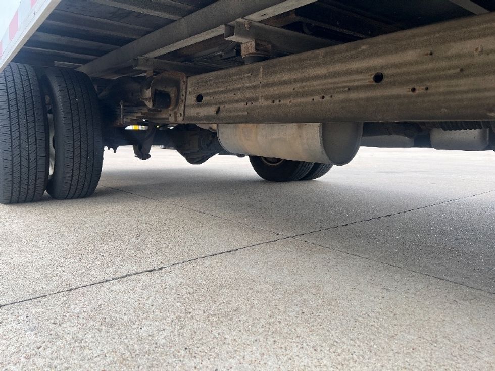 Light Duty Box Truck-Light and Medium Duty Trucks-GMC-2021-Savana G33903-Houston-TX-89,843\n\t\tmiles-$ 30,500 - Image 14